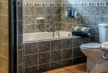 Cara Mengatasi Lantai Kamar Mandi Licin Berikut Ini